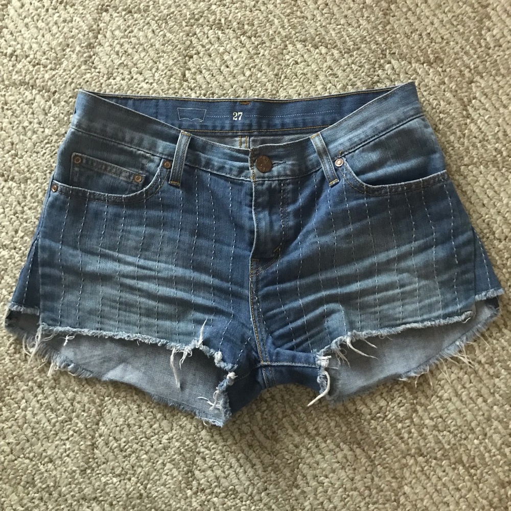 🌺Levi Shorts